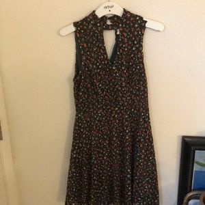 Xhilaration size medium green floral dress